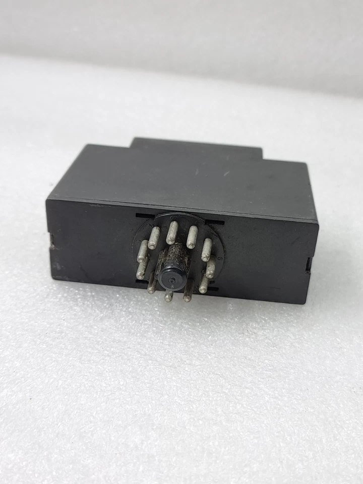 BRODERSEN TEKNIK UNIC XF 1-30 SEC RELEASE DELAY MODULE MADE IN DENMARK